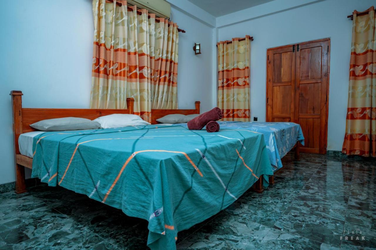 Hotel Athina & Restaurant Chilaw Zewnętrze zdjęcie