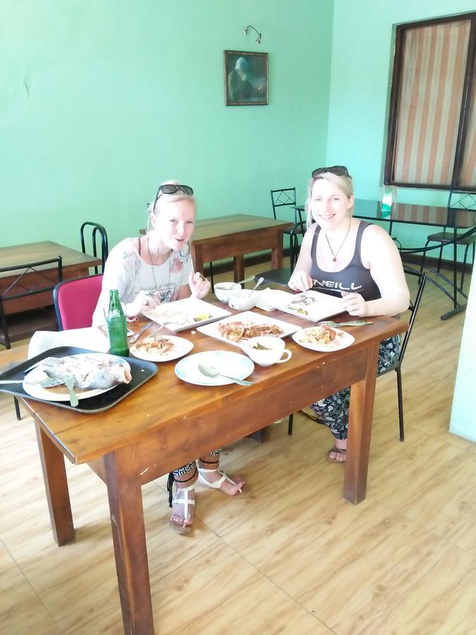 Hotel Athina & Restaurant Chilaw Zewnętrze zdjęcie